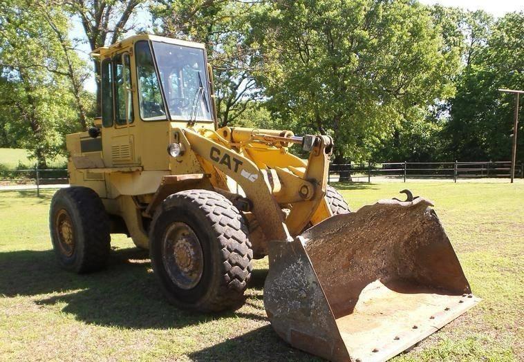 CAT 926 E Naudoti ratiniai krautuvai