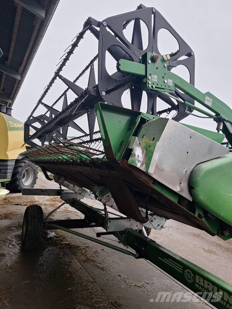 John Deere T 550 Derliaus nuėmimo kombainai