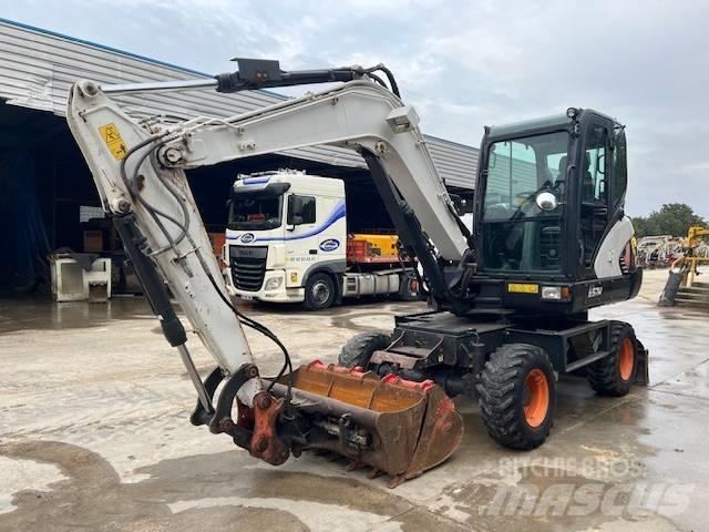 Bobcat E 57 W Ratiniai ekskavatoriai