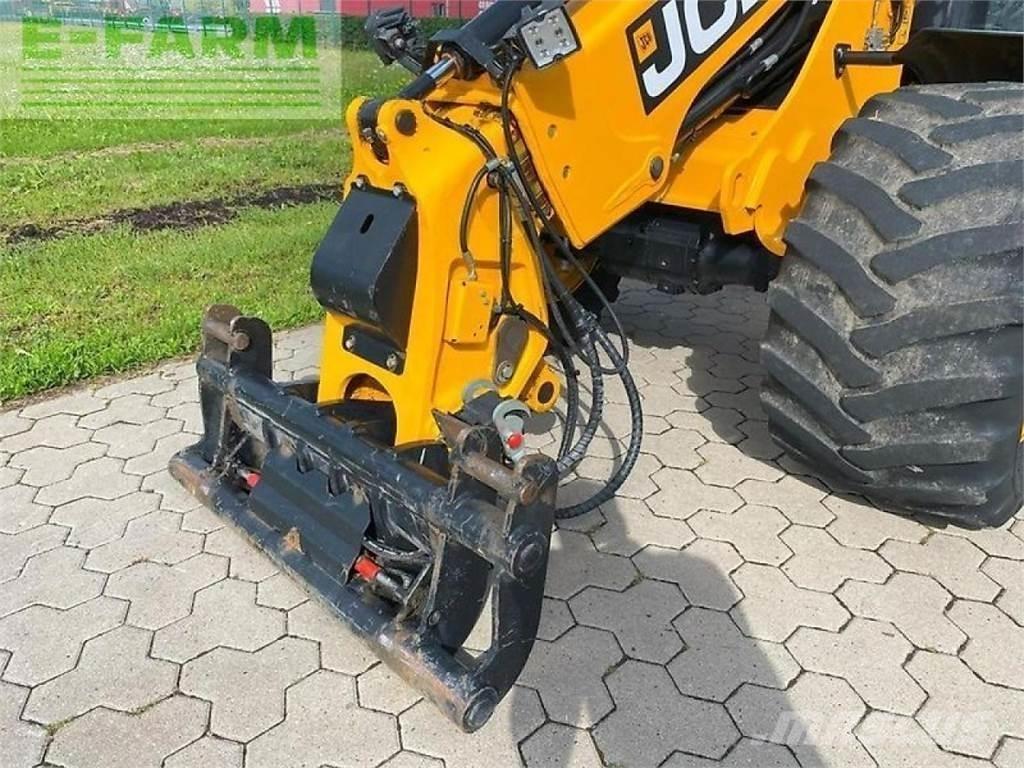 JCB tm 220 - 40 km/h Teleskopiniai krautuvai žemės ūkiui