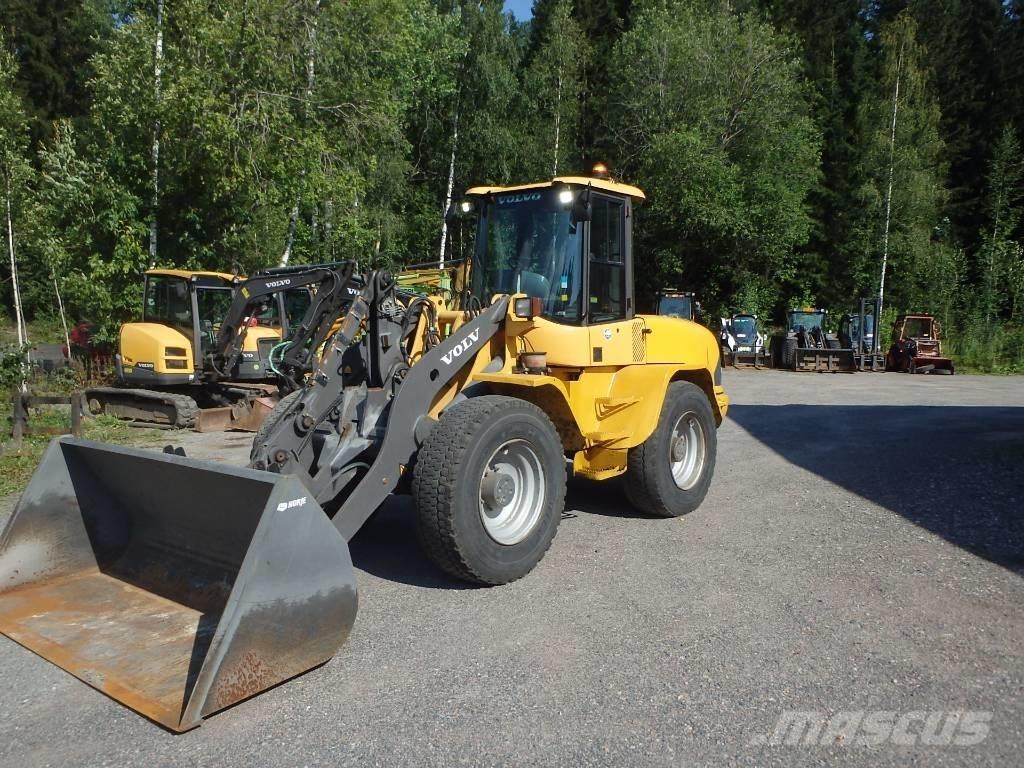 Volvo L 45 B Naudoti ratiniai krautuvai