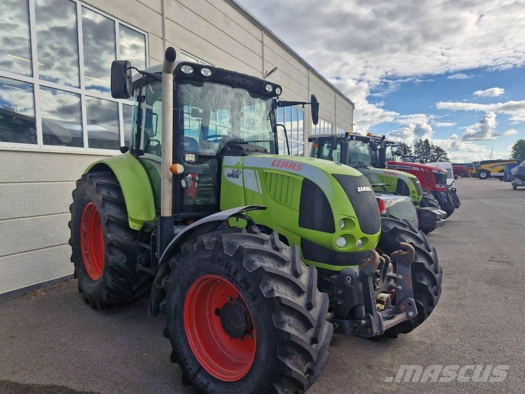 CLAAS Arion 640 Traktoriai