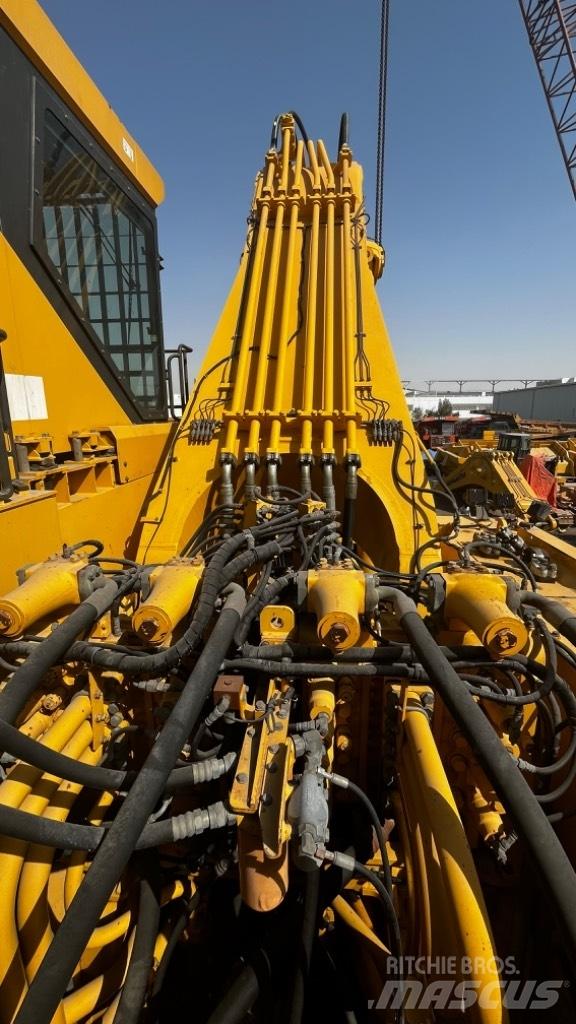 Komatsu PC 2000-8 Vikšriniai ekskavatoriai