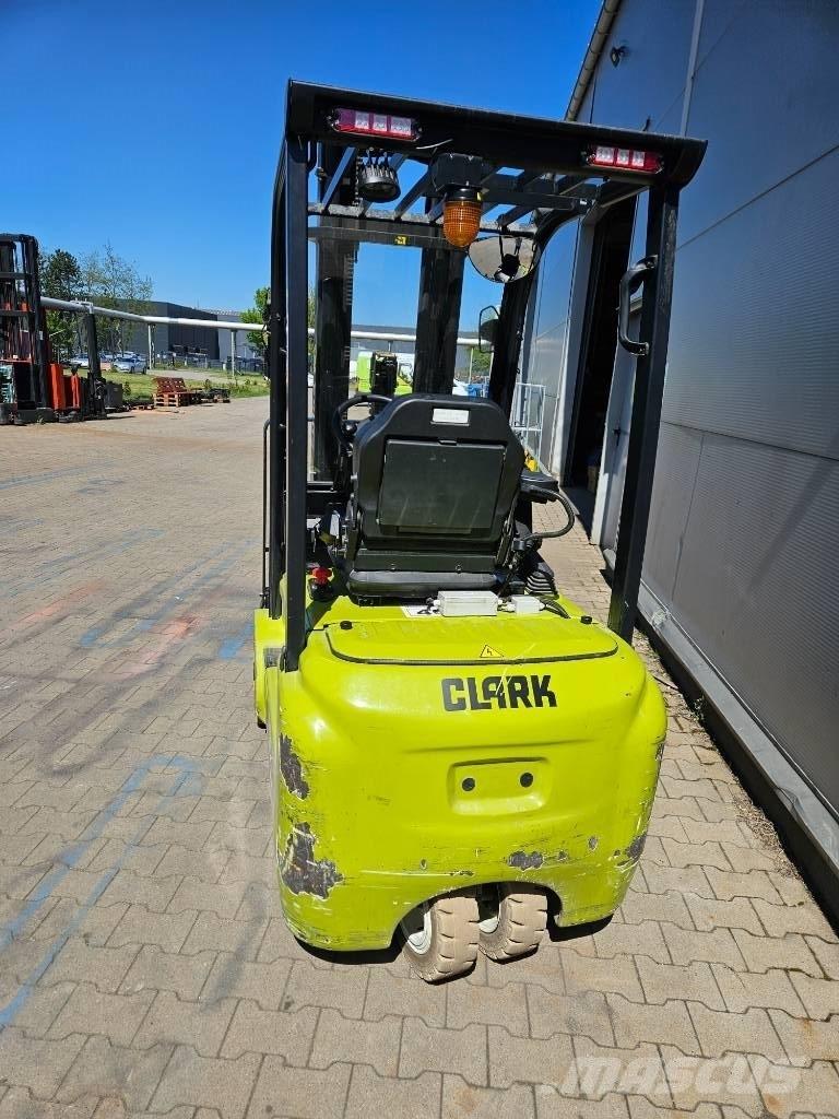 Clark GTX 18 Elektriniai šakiniai krautuvai