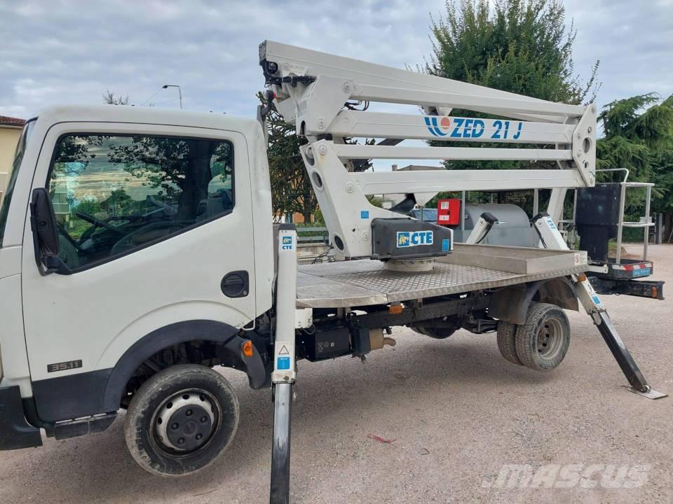 CTE ZED 21 J Ant vilkikų montuojamos kėlimo platformos