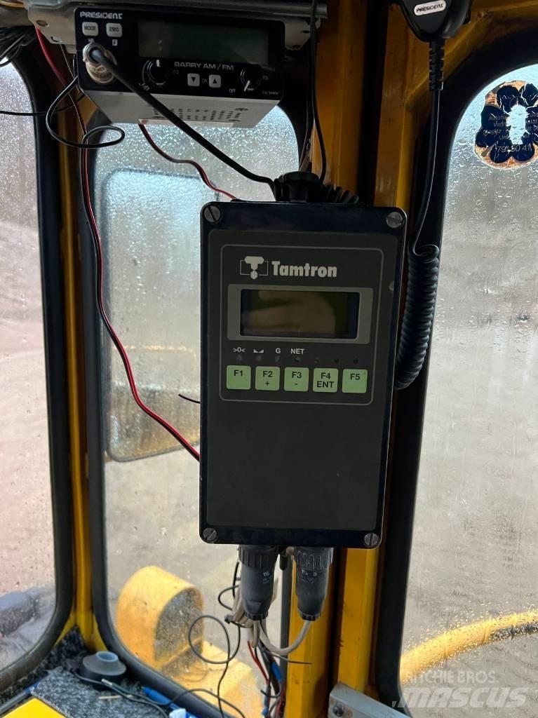 Volvo BM LM1641 Naudoti ratiniai krautuvai