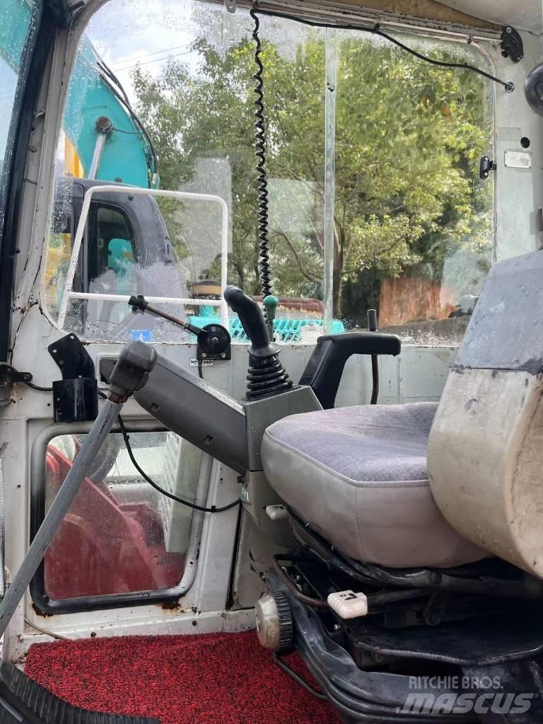 Takeuchi TB175C Vikšriniai ekskavatoriai