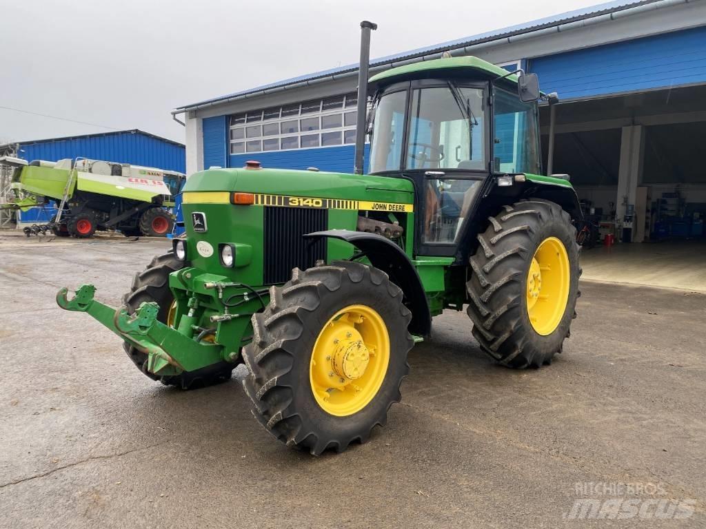 John Deere 3140 Traktoriai