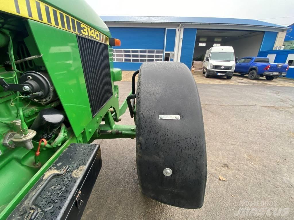 John Deere 3140 Traktoriai