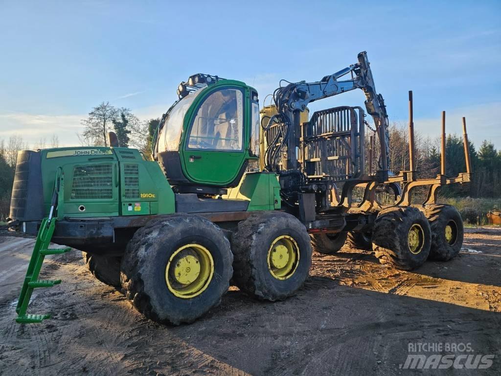 John Deere 1910 E Naudoti miškovežiai (Forvarderiai)