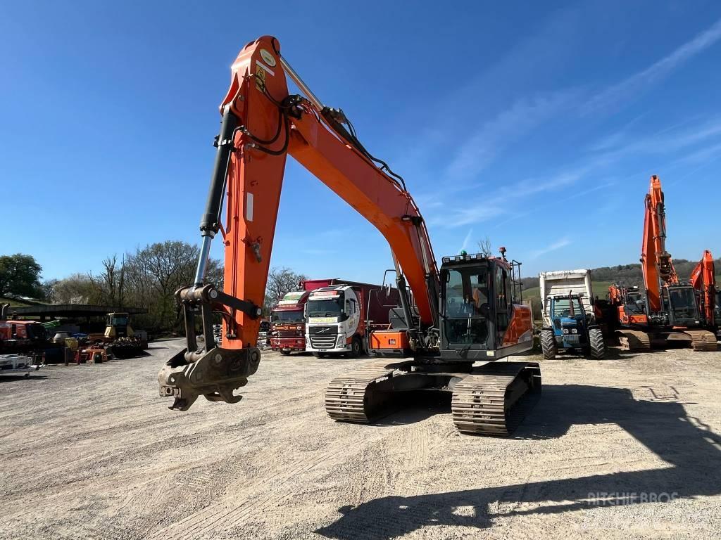 Doosan DX 225 Vikšriniai ekskavatoriai