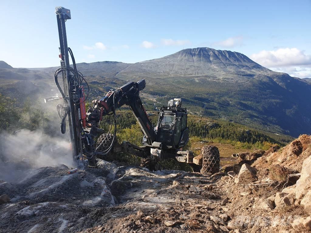 Menzi Muck M540 Specialūs ekskavatoriai