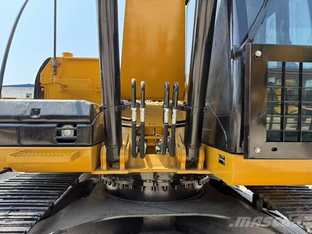 CAT cat320d Vikšriniai ekskavatoriai