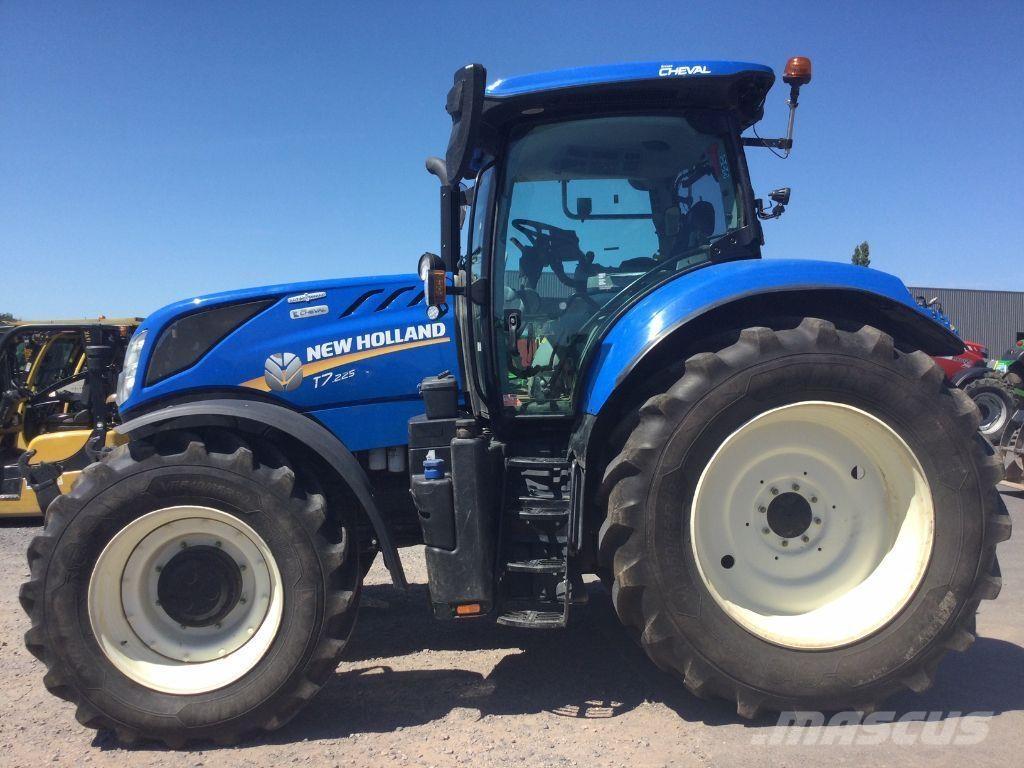 New Holland T7.225 Traktoriai