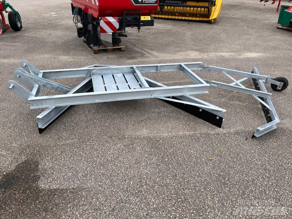  Vägsladd M220V Kelių valytuvai