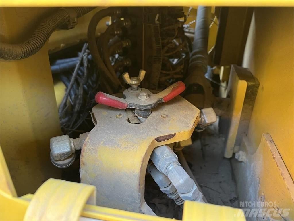 Komatsu PC 170 LC Vikšriniai ekskavatoriai
