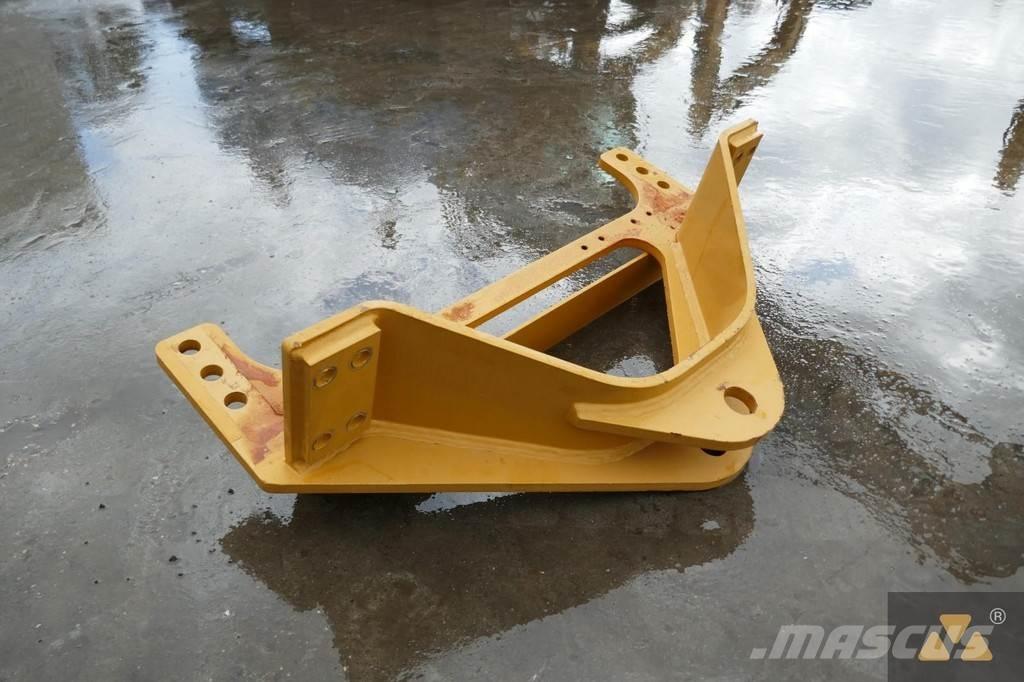 CAT 140M3 Drawbar Kiti naudoti statybos komponentai