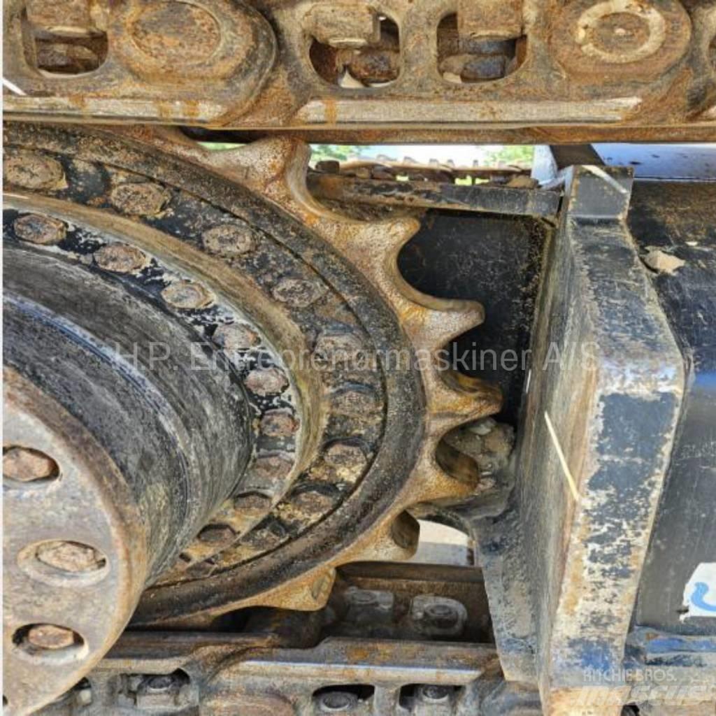 Hitachi ZX300LC-7 Vikšriniai ekskavatoriai
