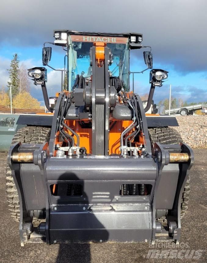 Hitachi ZW180-7 Naudoti ratiniai krautuvai