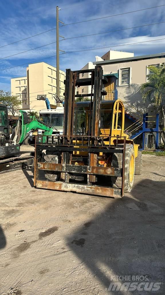 JCB S120 Visureigiai krautuvai