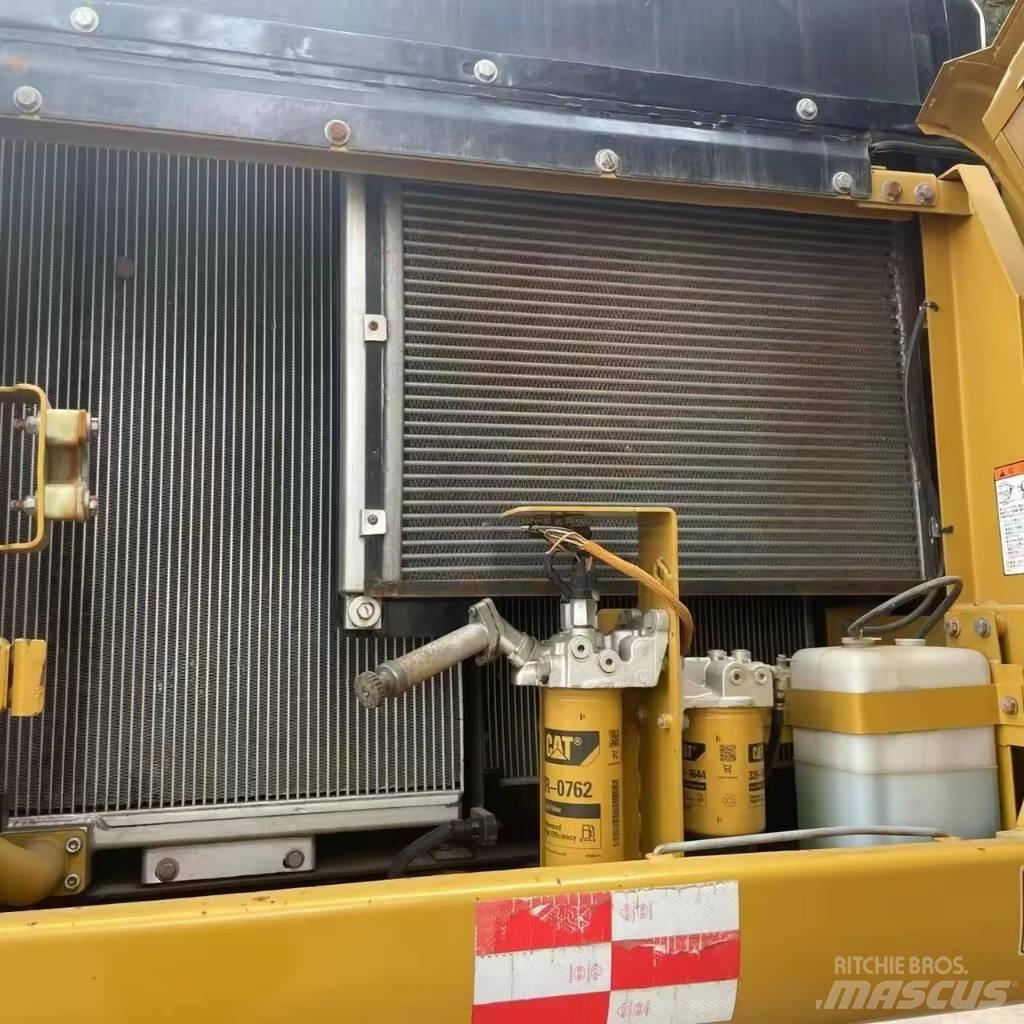 CAT 336 D Vikšriniai ekskavatoriai