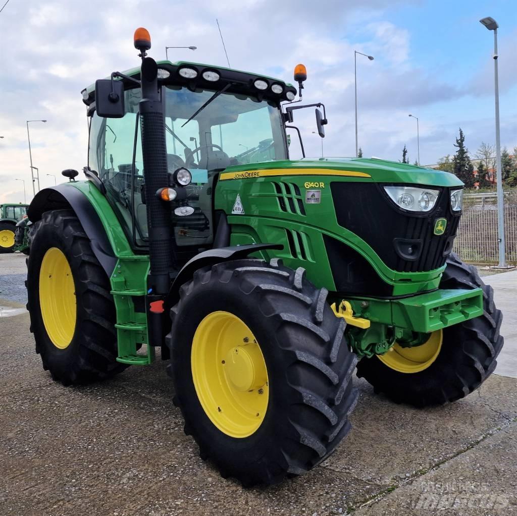 John Deere 6140 R Traktoriai