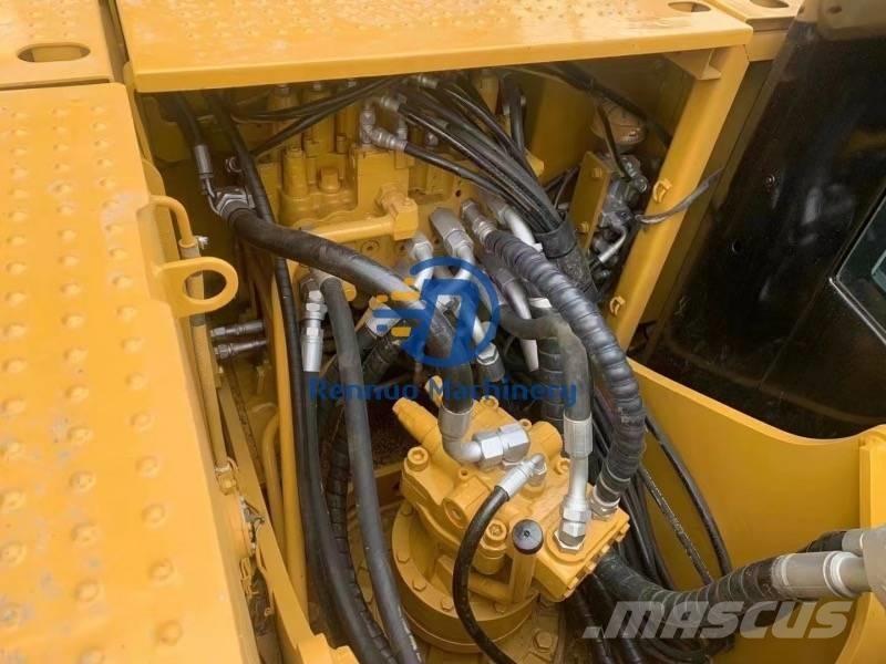 CAT 318DL Vikšriniai ekskavatoriai