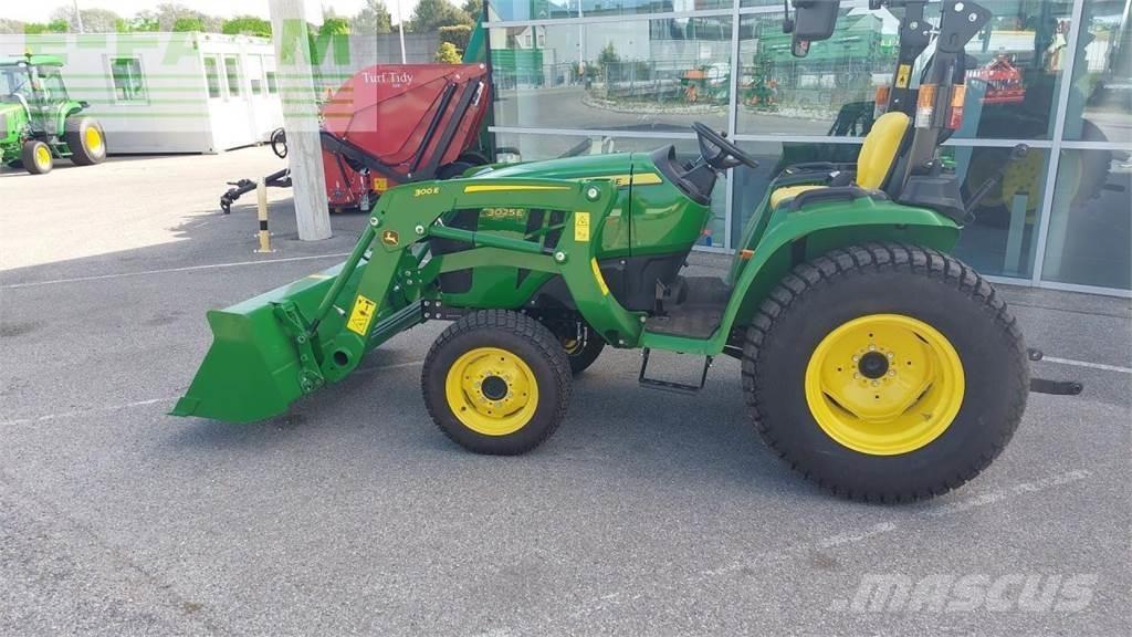 John Deere 3025E Traktoriai