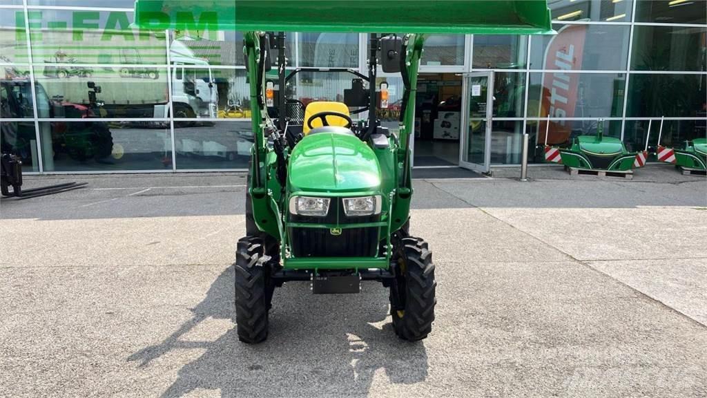 John Deere 3025E Traktoriai