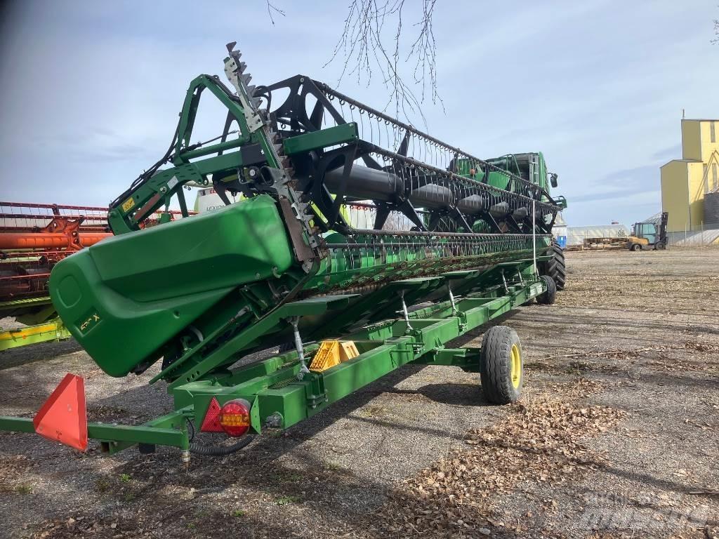 John Deere 670i Derliaus nuėmimo kombainai