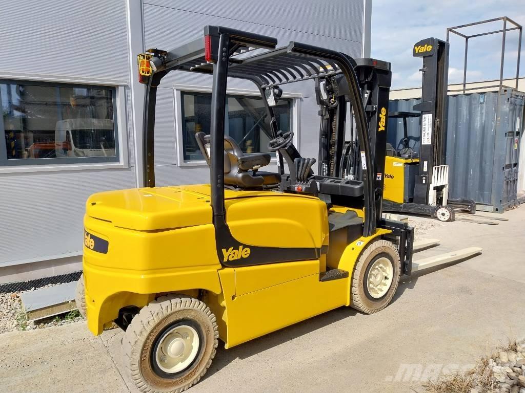 Yale ERP40VM Elektriniai šakiniai krautuvai