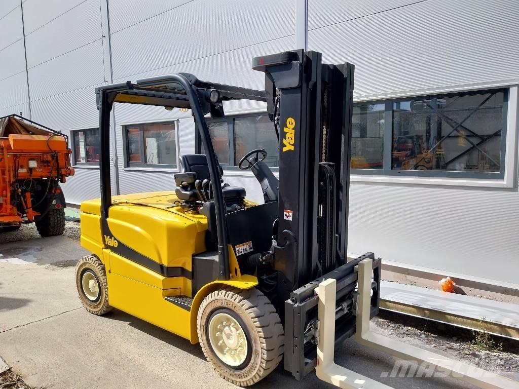 Yale ERP40VM Elektriniai šakiniai krautuvai
