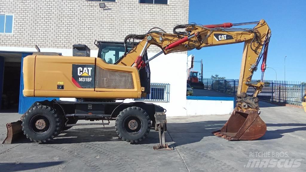 CAT M318F Ratiniai ekskavatoriai