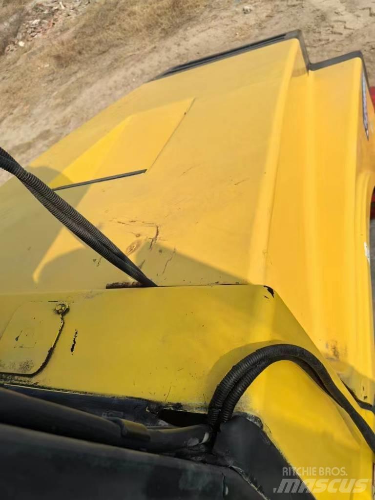 Dynapac 610AC Kombinuoti volai