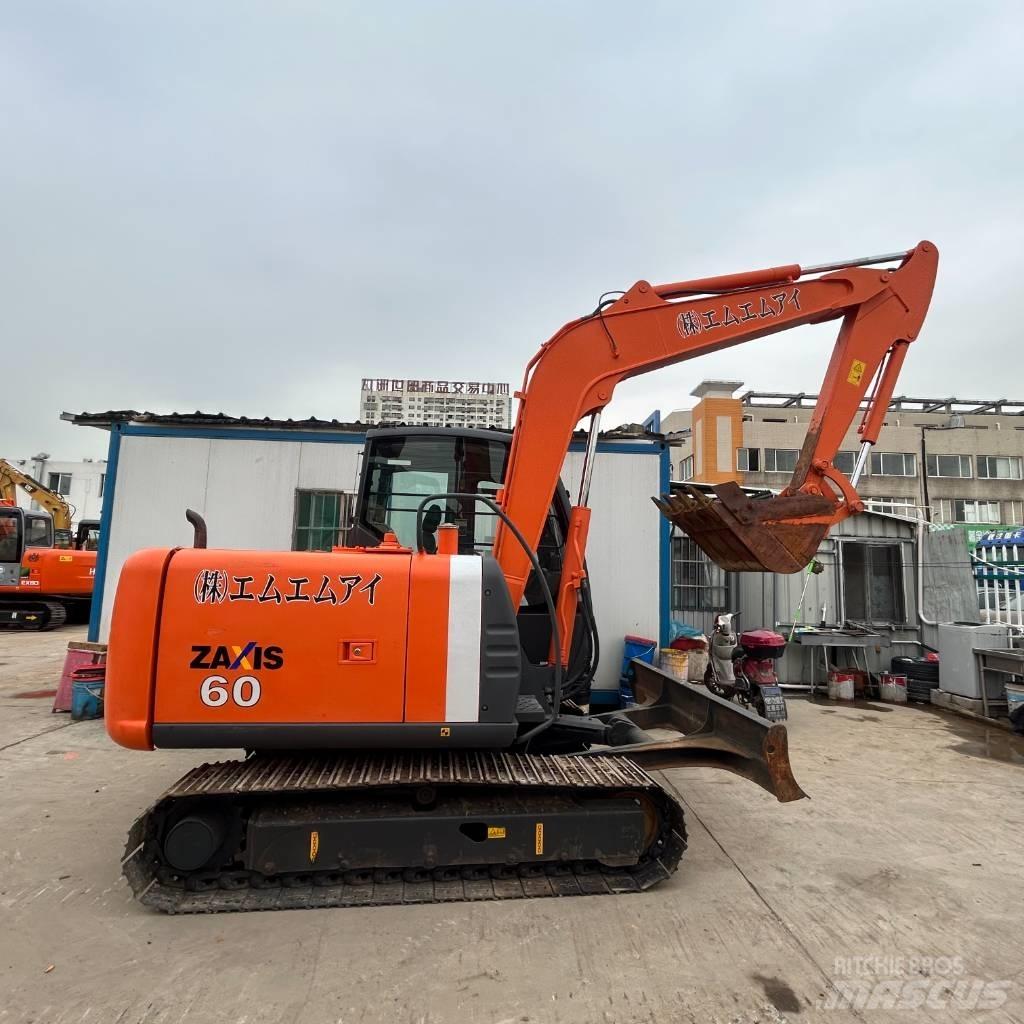 Hitachi ZX 60 Vikšriniai ekskavatoriai