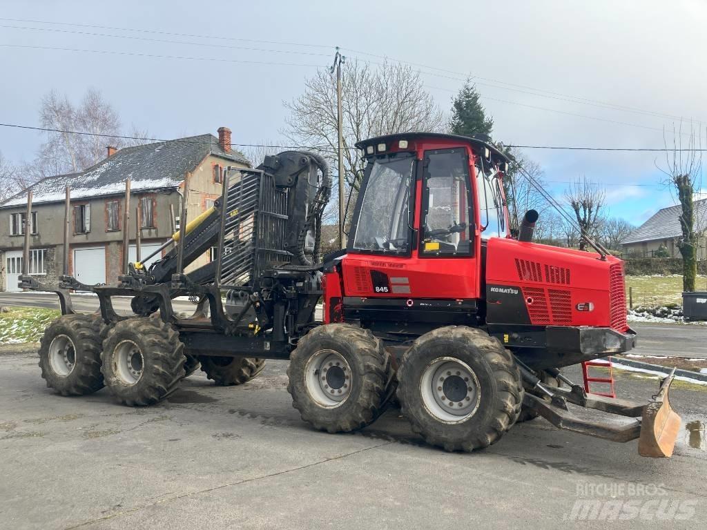 Komatsu 845 Naudoti miškovežiai (Forvarderiai)