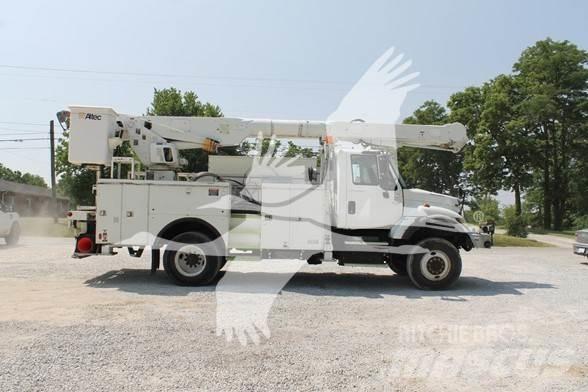 Altec AM855 Ant vilkikų montuojamos kėlimo platformos