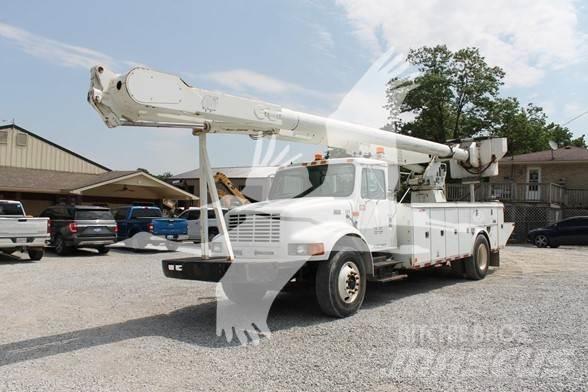 Altec AM900 Ant vilkikų montuojamos kėlimo platformos