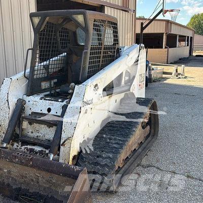 Bobcat T250 Krautuvai su šoniniu pasukimu