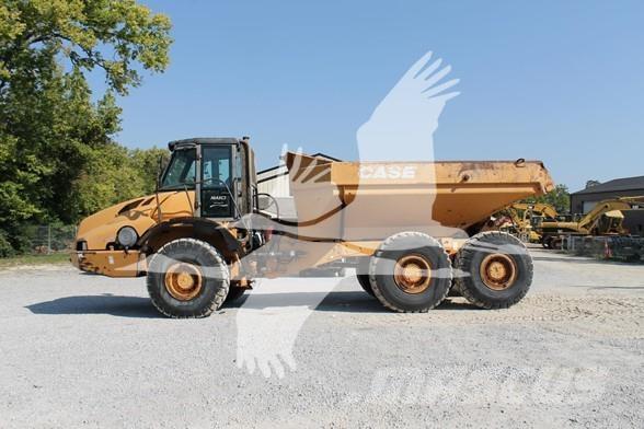 CASE 330B Karjeriniai savivarčiai