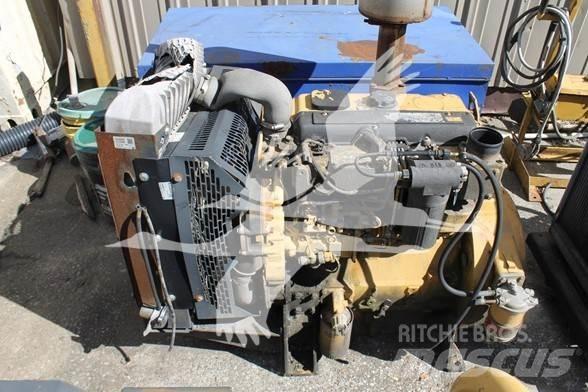 CAT 3054C Varikliai