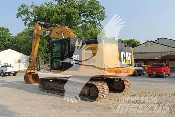 CAT 323FL Vikšriniai ekskavatoriai