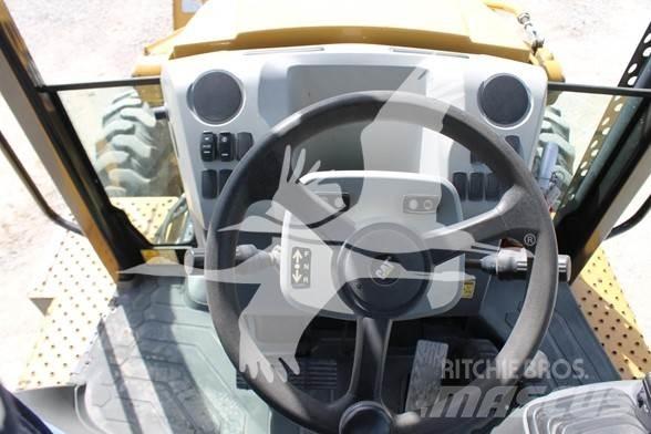 CAT 416F2 Ekskavatoriniai krautuvai