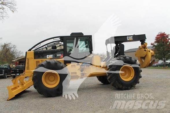 CAT 545C Skiedrovežiai