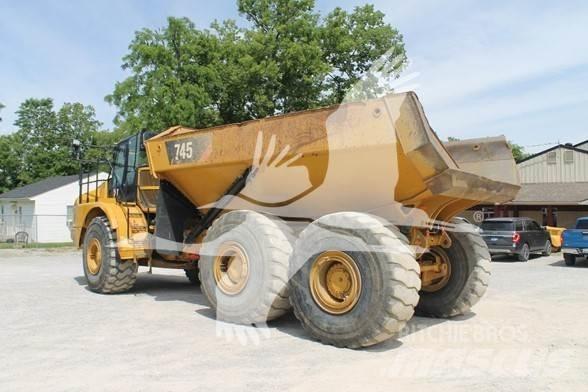 CAT 745 Karjeriniai savivarčiai