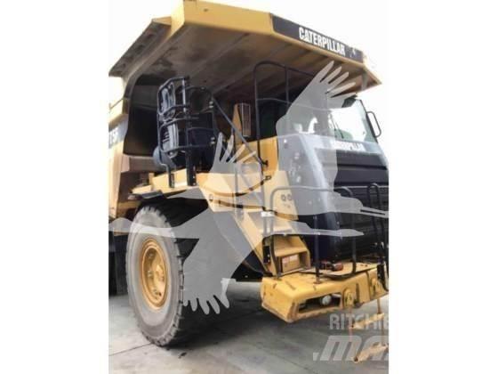 CAT 775F Karjeriniai savivarčiai