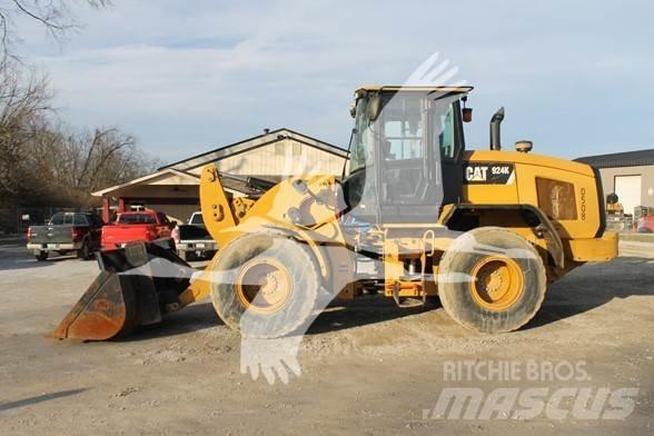 CAT 924K Naudoti ratiniai krautuvai