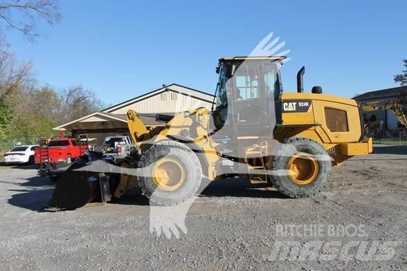 CAT 924K Naudoti ratiniai krautuvai