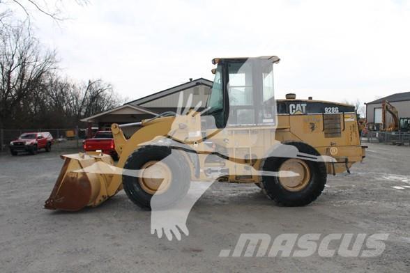 CAT 928G Naudoti ratiniai krautuvai