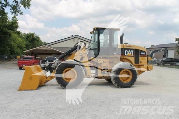 CAT 930G Naudoti ratiniai krautuvai